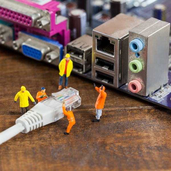 SERVICES & MANUFACTURING LANDSCAPE