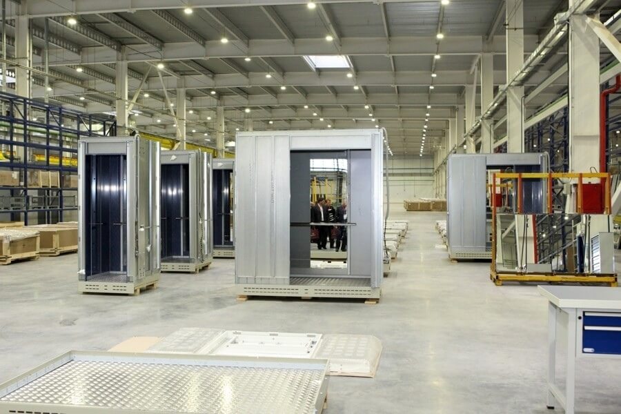 staging, warehousing & logistics